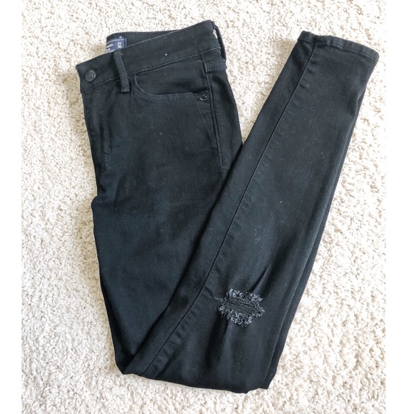 A&F Ripped Black Jeans - Picture 1 of 4